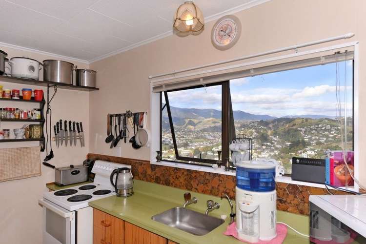 2/8 Westerham Place Washington Valley_6