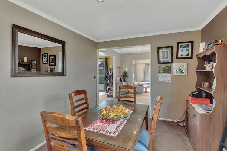 34 John F Kennedy Drive Milson_7