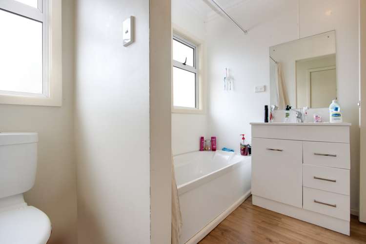 288 Kennedy Road Onekawa_16