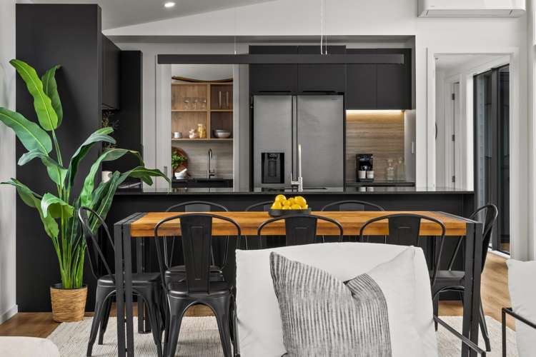 87 Oak Road Poraiti_12