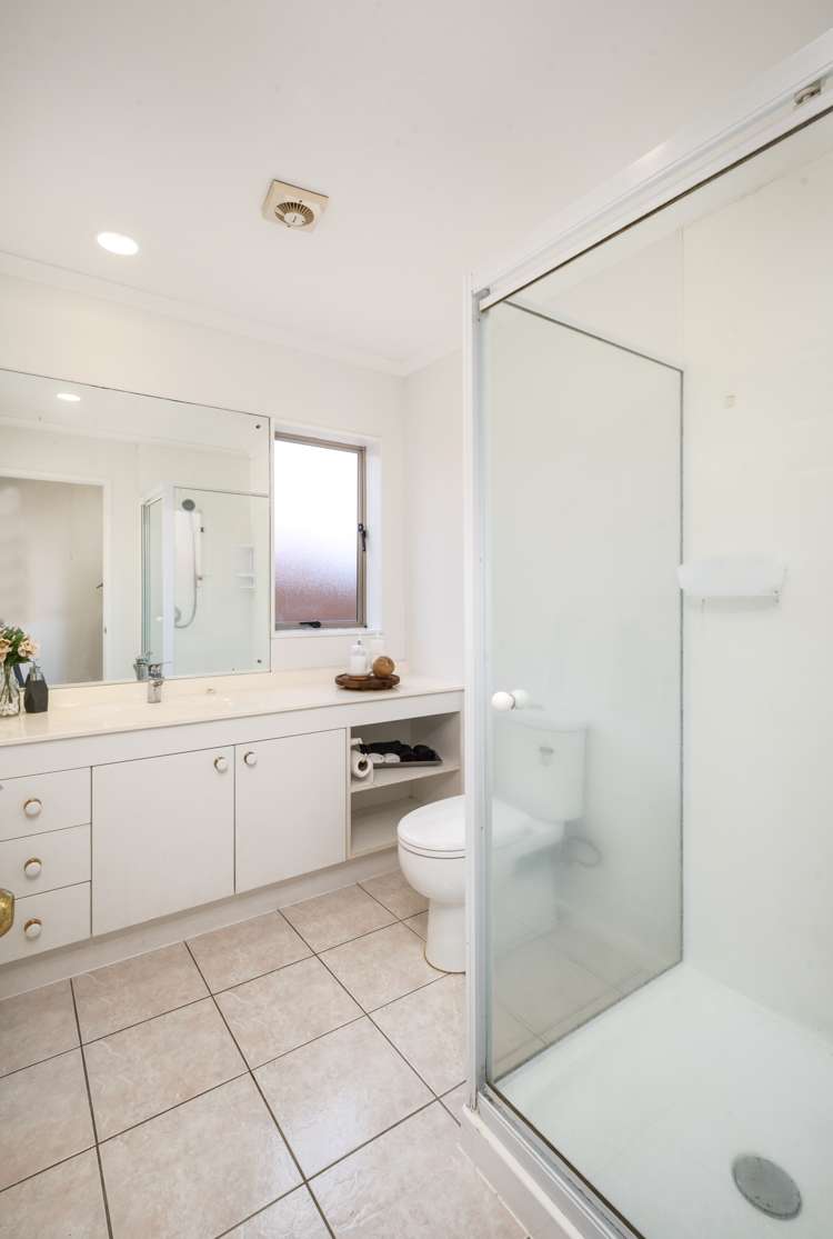 178 Botany Road Botany Downs_17