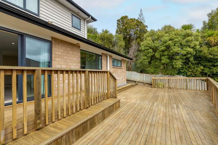 37c Simpson Road Ranui_11