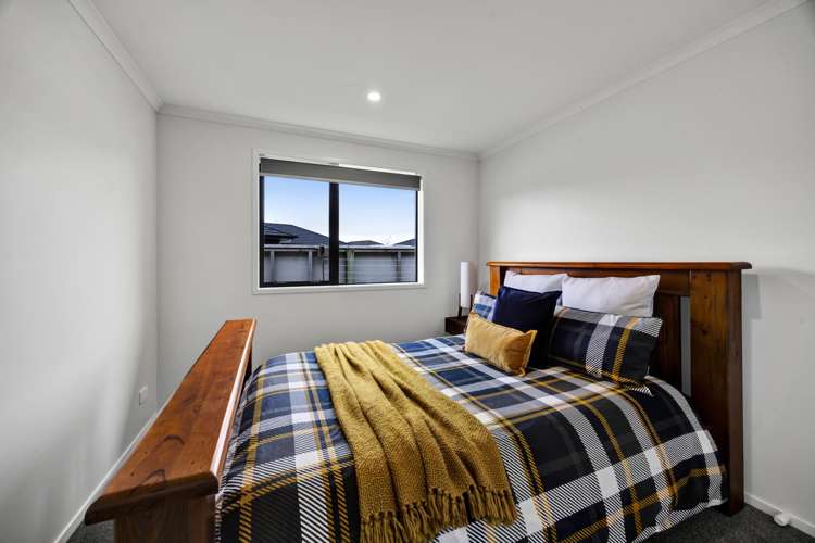 34b Honeyfield Drive Whalers Gate_32