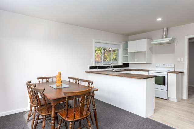 75 Cuffs Road Wainoni_2