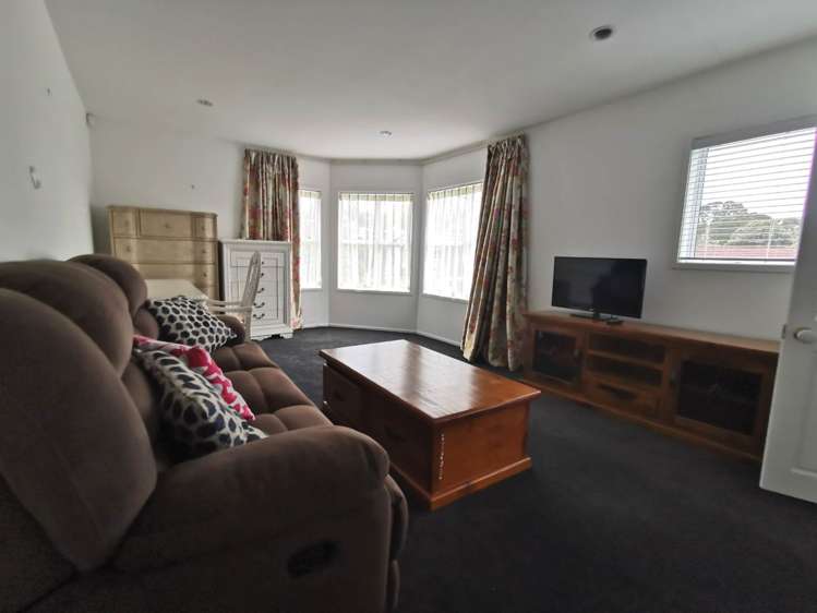 1/37 Richard Farrell Avenue Remuera_3