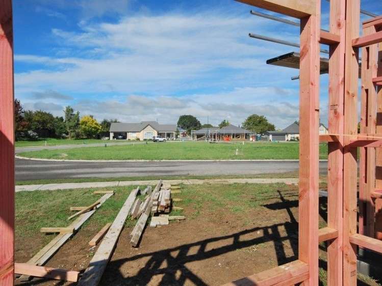 33 Tarata Grove Masterton_5