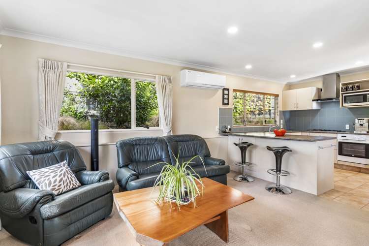 28a Captain Scott Road Glen Eden_5