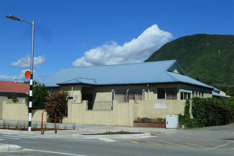 75 High Street Picton_28