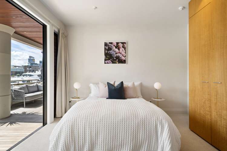 Ga/22 Pakenham Street Auckland Central_14