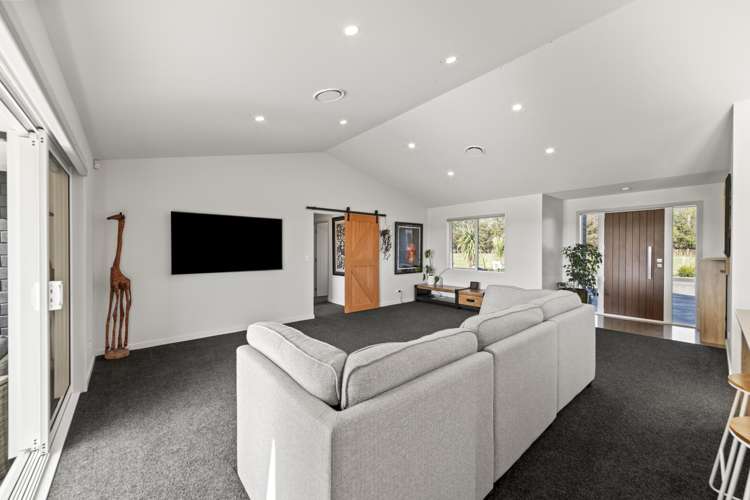 985 Parewanui Road_5