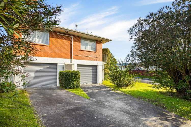 2/61 Royal View Road Te Atatu South_25