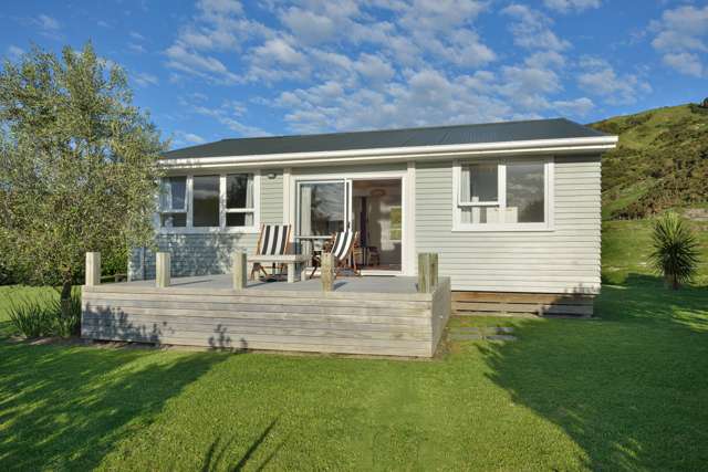 15b Ratau Street Mahia_1