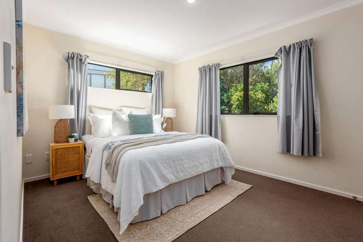 12A Hiwi Crescent Titahi Bay_11