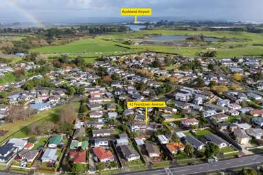 42 Ferndown Avenue_3