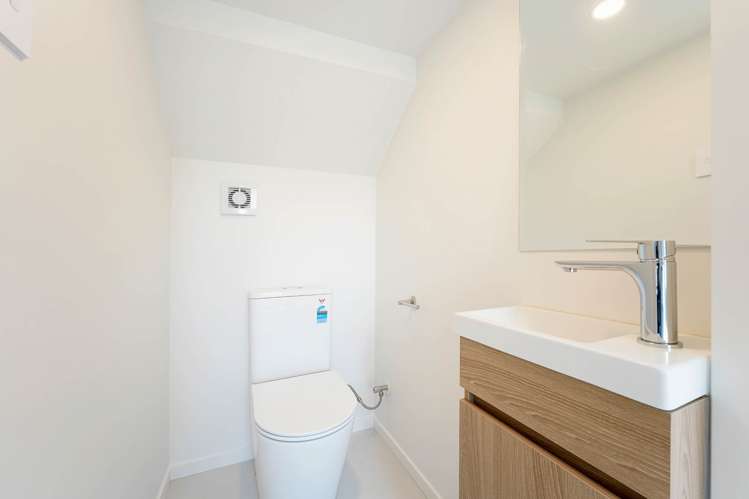 27 Taikata Road Te Atatu Peninsula_19