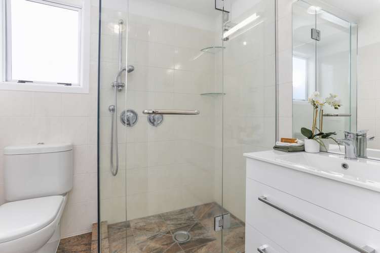 3 Muir Avenue Mangere Bridge_13