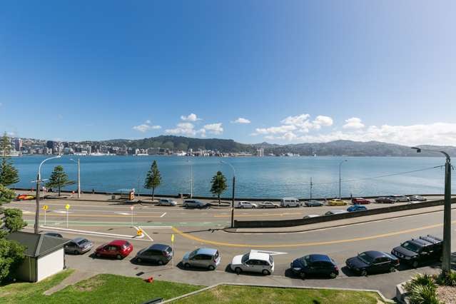 23/370 Oriental Parade Oriental Bay_1