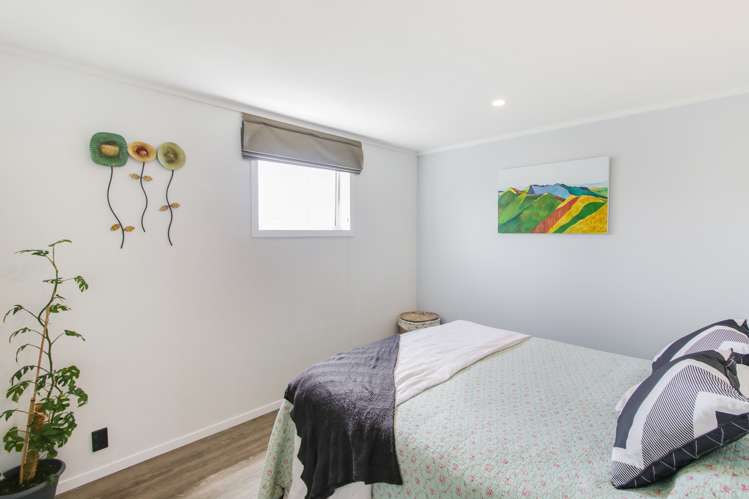 16 Linklater Avenue Foxton Beach_13