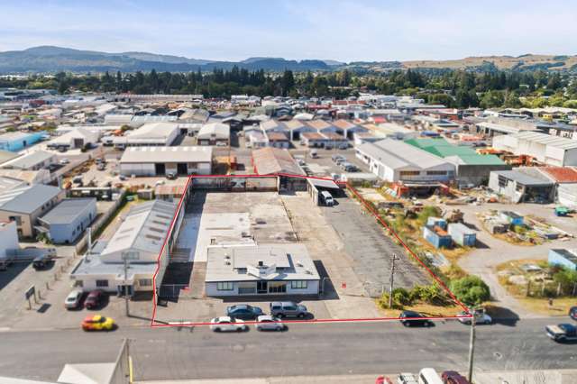 Prime strategic industrial site - Rare opportunity