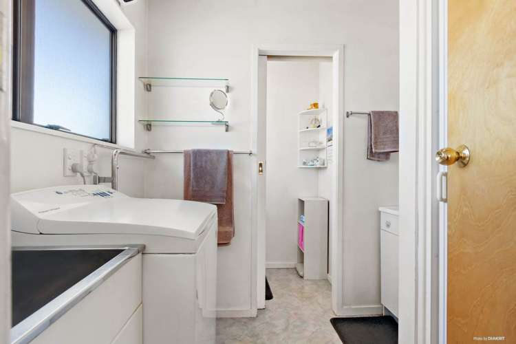 2/692 Te Atatu Road Te Atatu Peninsula_6