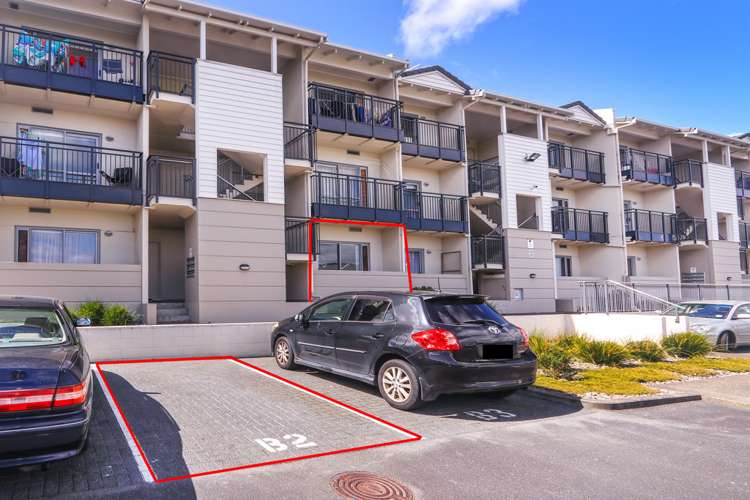 B2/71 Spencer Road Oteha_2