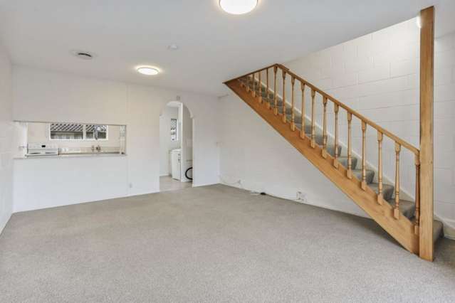 6/9 Kipling Street Addington_2