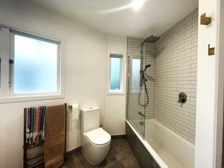 1/705 Beach Road Browns Bay_14