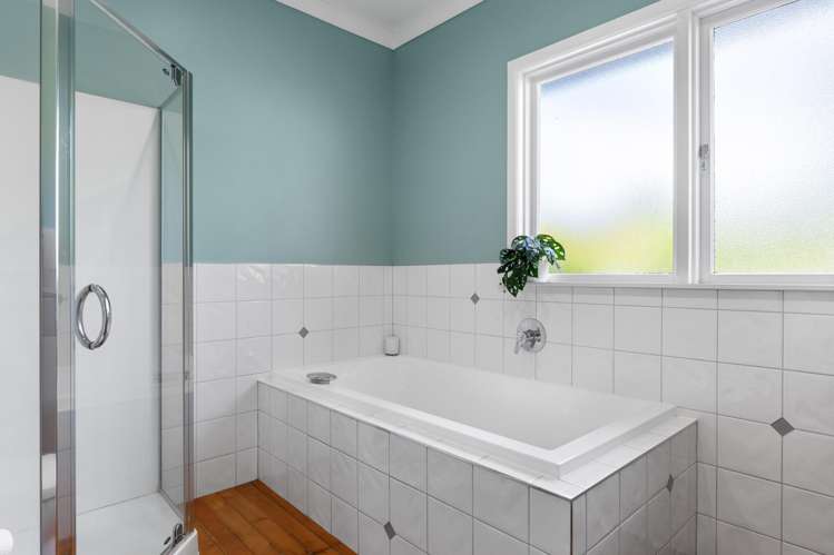 24 Island Road Whataupoko_9