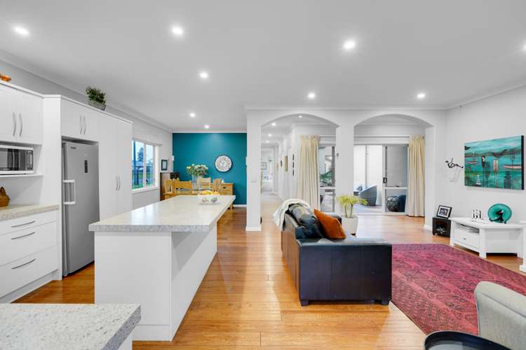 11 Squire Drive Awatoto_5