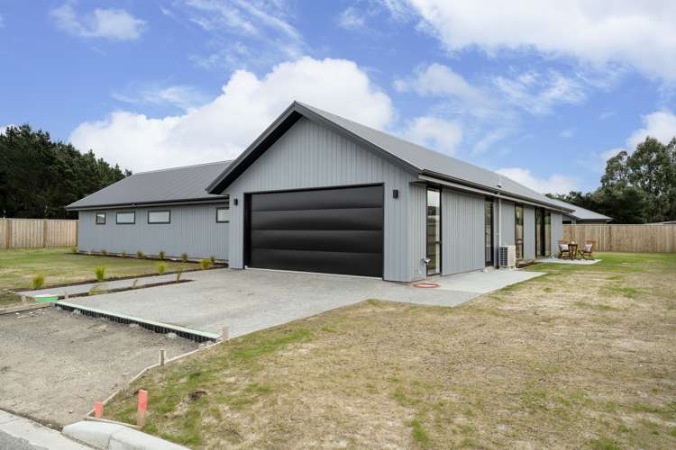 9 Plover Avenue Amberley_24