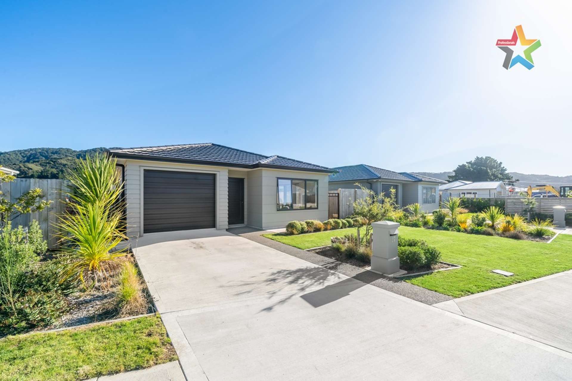 27 Grovedale Square Wainuiomata_0