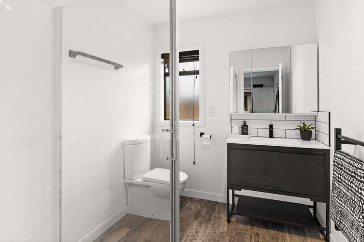 35 Flanders Avenue Onekawa_21