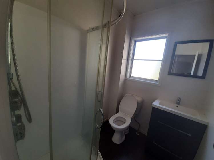 2/25 Saint Vincent Avenue Remuera_9