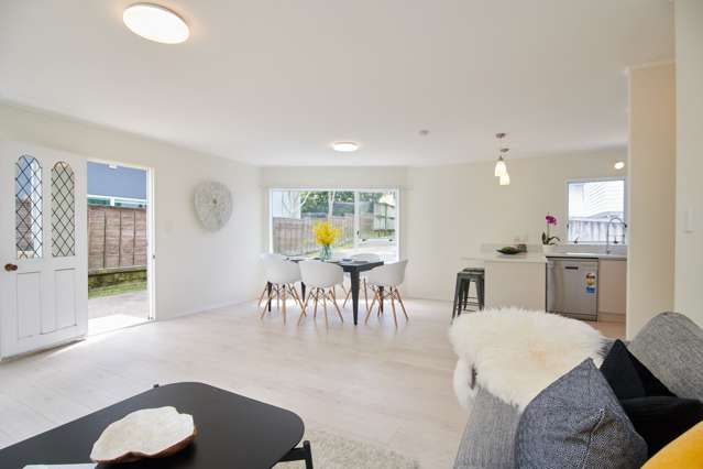 2/154 East Coast Road Forrest Hill_2