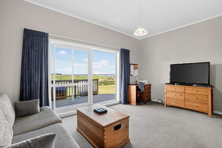 722 Awhitu Road Waiuku_34