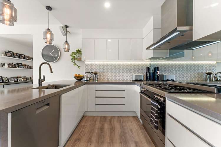 8 Manuel Road Silverdale_6