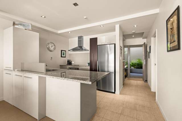 7/24 Hospital Terrace Hospital Hill_3