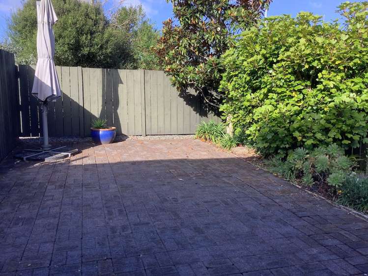 23 Tamariki Avenue Kelston_10