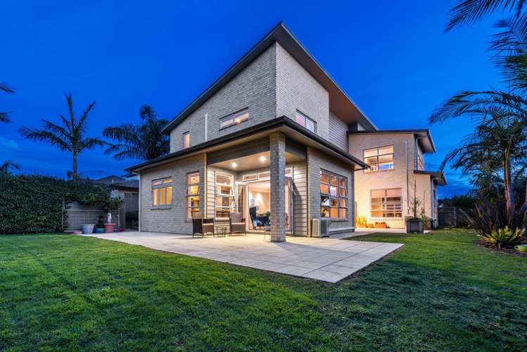 27 Pine Harbour Parade Beachlands_14