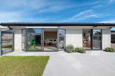 12A Gillam Crescent_1