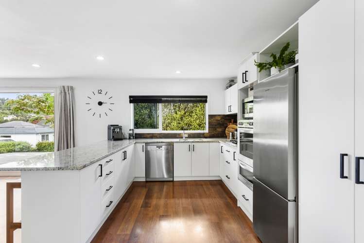 6 Stephanie Close Glenfield_11