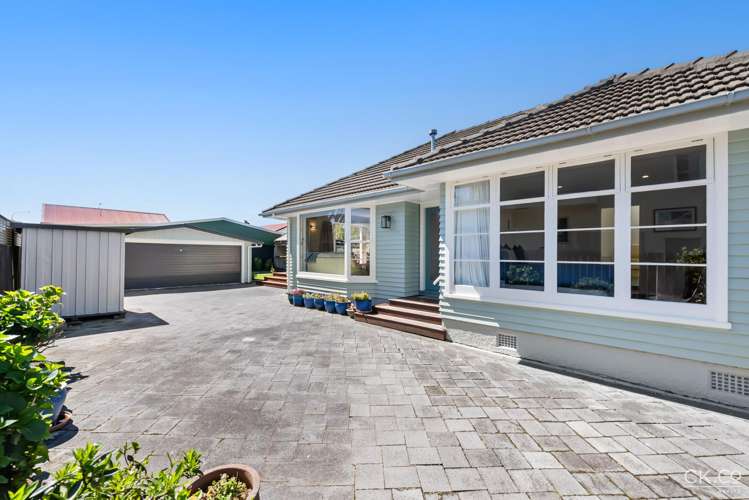 9 Derwent Lee Grove Epuni_22