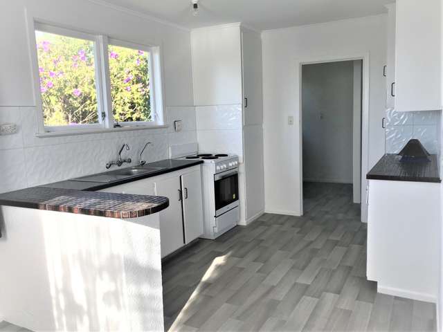 2 Clendon Place Manurewa_1