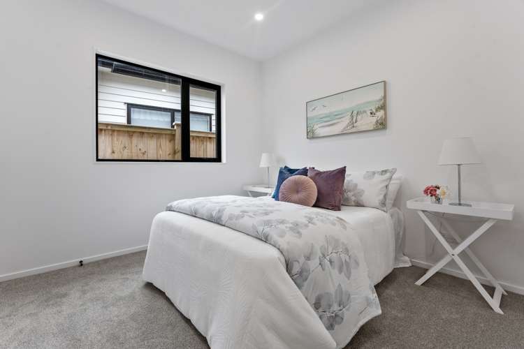4 Korowhiti Road Clarks Beach_15