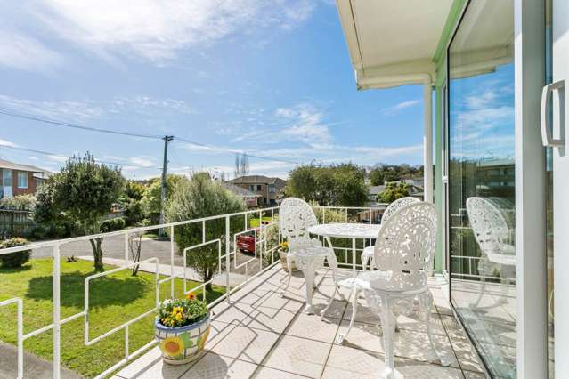 13 Camellia Place Mount Roskill_1