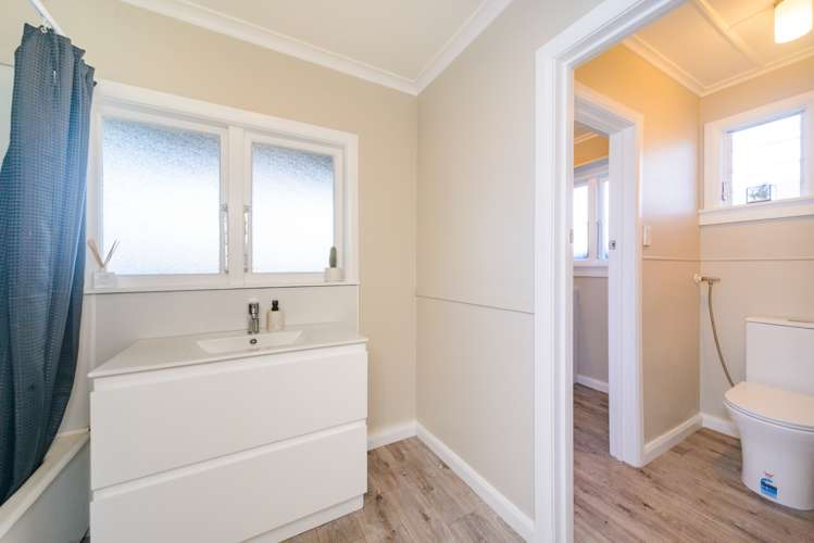 4 Bristol Crescent Roslyn_9