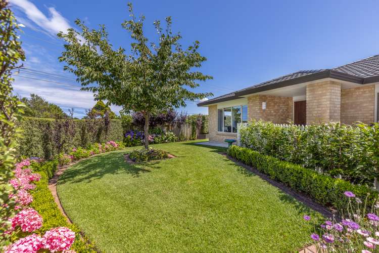 1 Harry Shaw Way Raumati South_15
