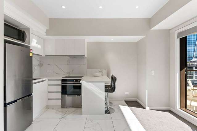 1009/47 Beach Road City Centre_3