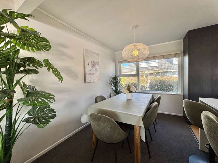 2/11 Sanders Avenue Takapuna_8