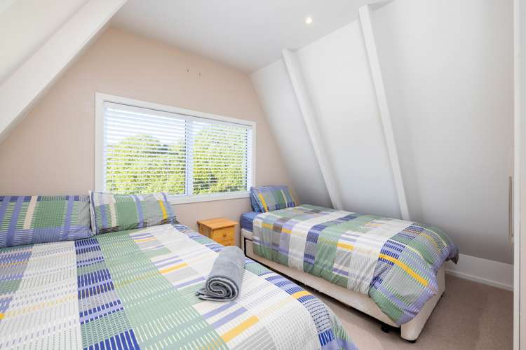 17 James Drive Diamond Harbour_13